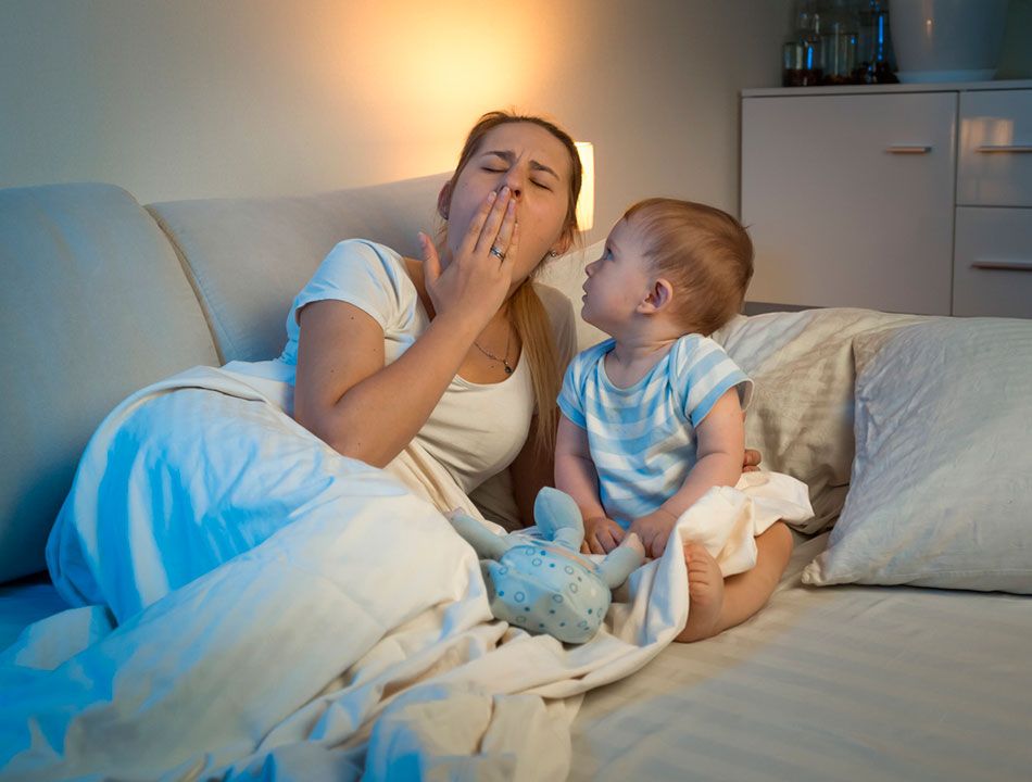 INSÔNIA DA MÃE PODE INFLUENCIAR NO SONO DE FILHOS PEQUENOS