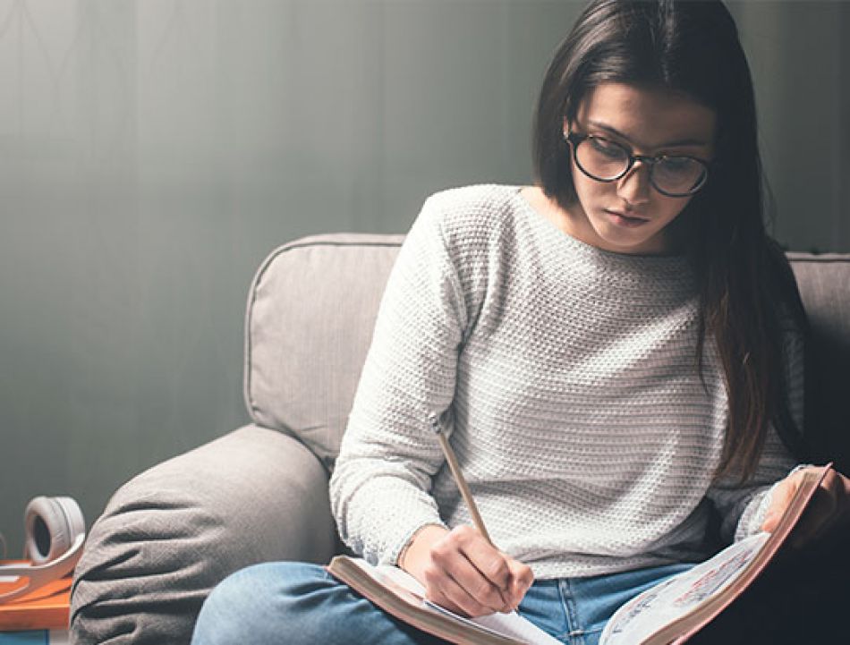 VAI PRESTAR VESTIBULAR? DORMIR BEM AJUDA NO DESEMPENHO DAS PROVAS