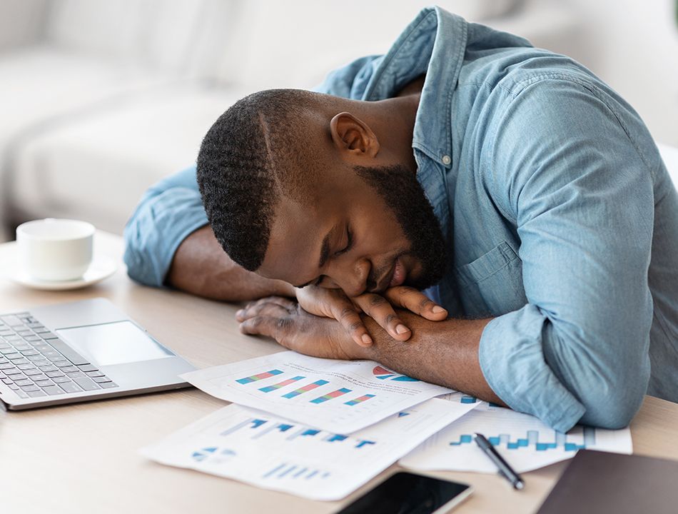 DORMIR BEM É FUNDAMENTAL PARA O RENDIMENTO NO TRABALHO